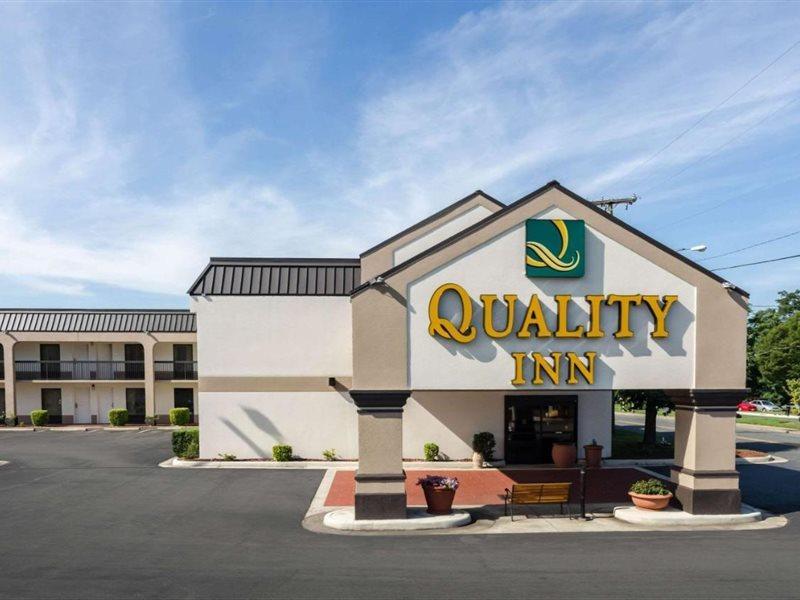 Quality Inn Lynchburg Near University מראה חיצוני תמונה