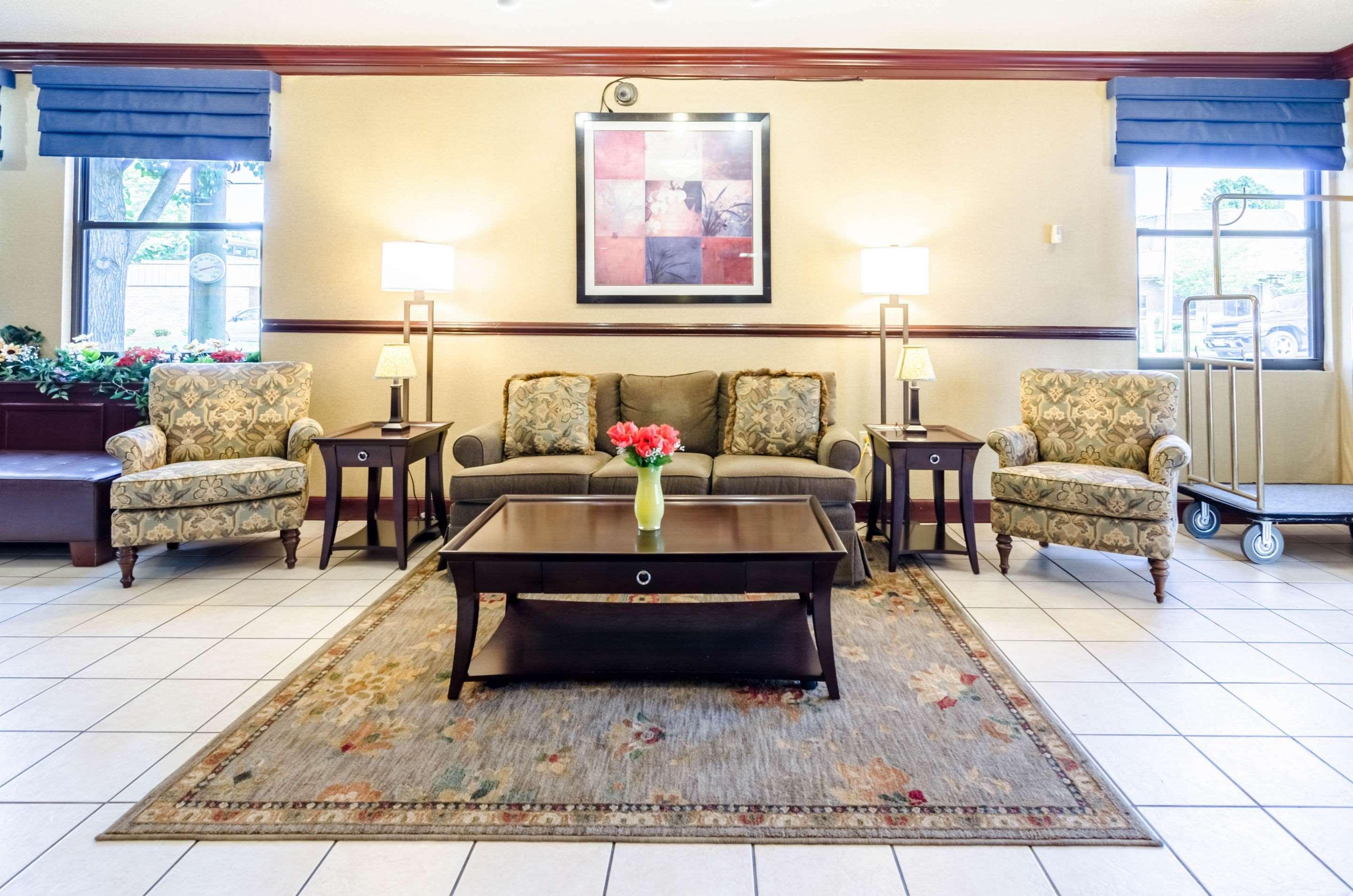 Quality Inn Lynchburg Near University מראה חיצוני תמונה
