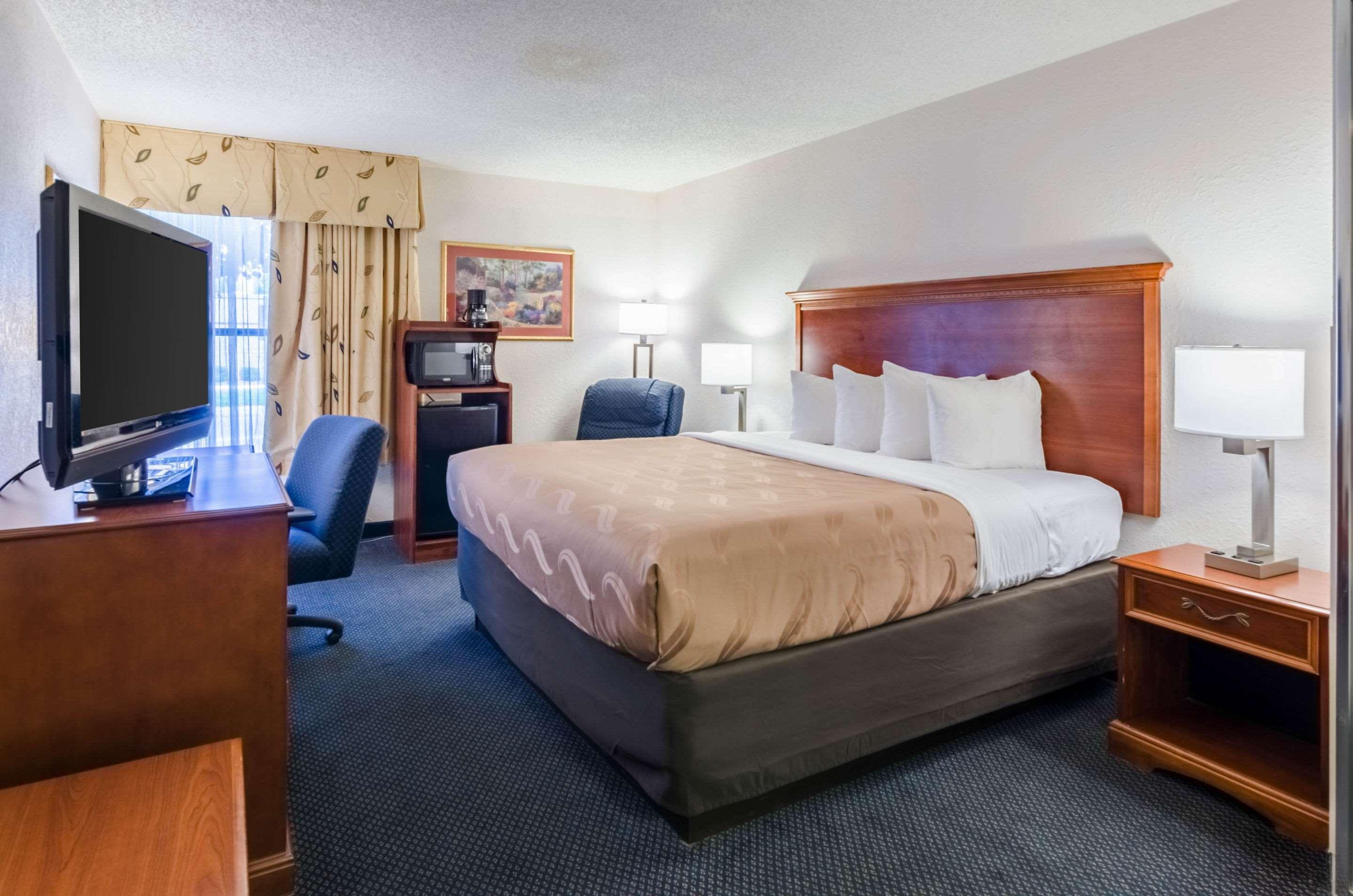 Quality Inn Lynchburg Near University מראה חיצוני תמונה
