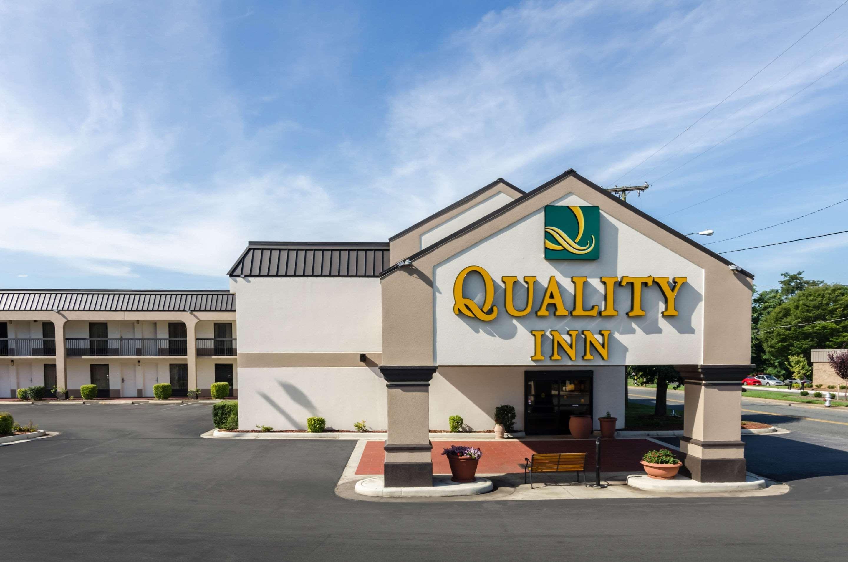 Quality Inn Lynchburg Near University מראה חיצוני תמונה